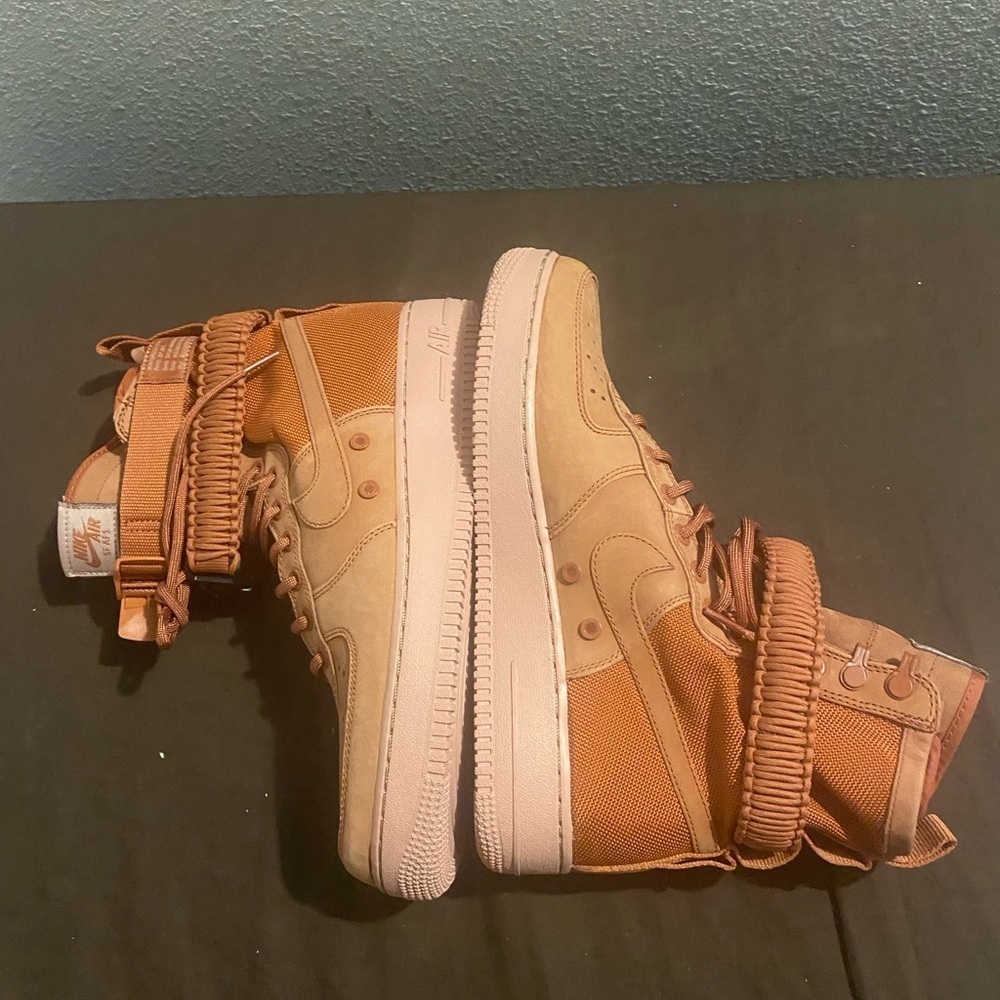 SF Air Force 1 High Dusty Peach men size 9 same women size 10.5 missing 1 strap - Picture 5 of 7